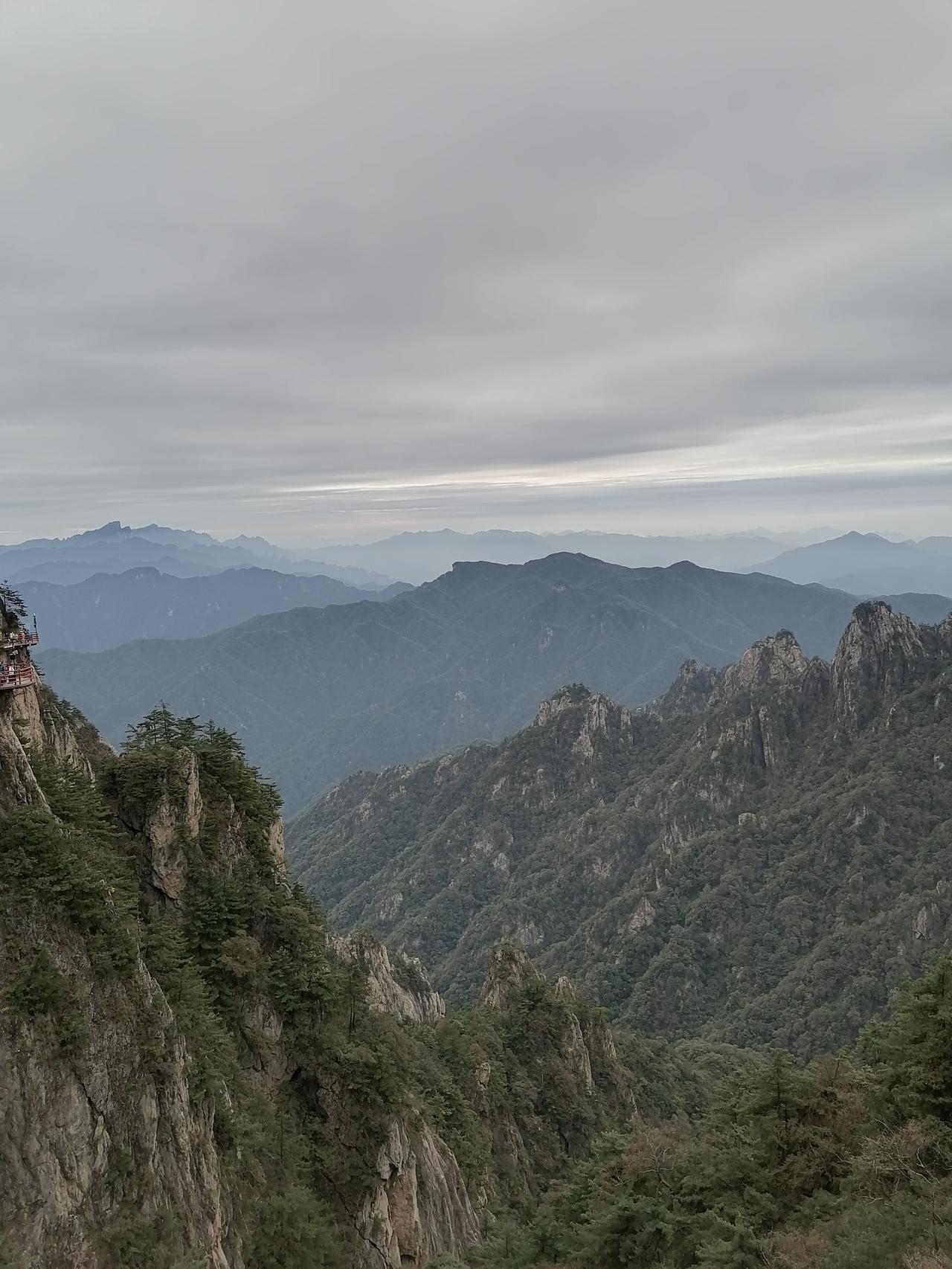 人到中年，过的是否幸福？看看10个指标，你能占几条呢？1，父母身体尚可，精神