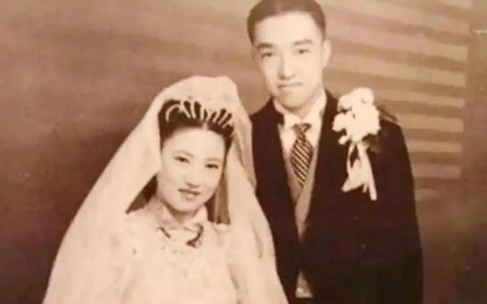 1942年，蒋介卿的女儿打算同桂系军官韦永成成亲，她没敢直截了当去问叔父老蒋的