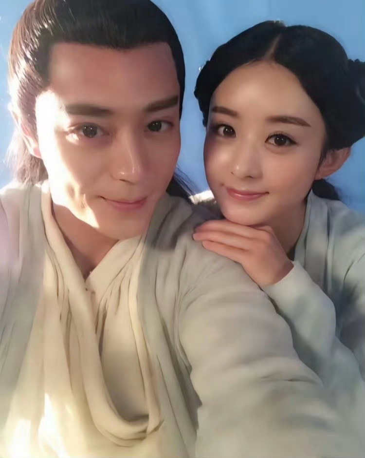 以前怎么没发现花千骨官号这么野但是真的没必要啊，现在看还是有点辣眼睛