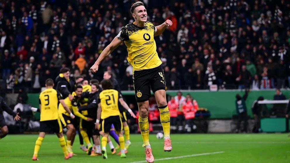 德国媒体透露，多特蒙德给施洛特贝克提出年薪800万欧元外加奖金的新合同，但是球员