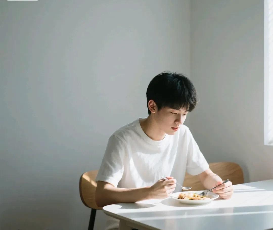 自从听说浙江大学明年就不再为专硕研究生提供住宿了，心里就莫名的烦躁。儿子今年二