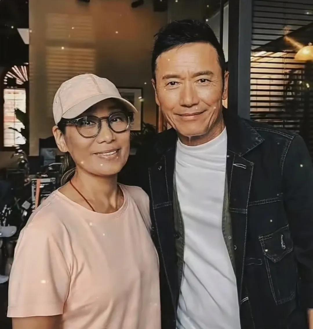 “康慈”合体啦，谁的记忆又复活了！那么多版本的《射雕英雄传》，记忆中最好的还得