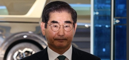 尹锡悦三年前为纪念龙山总统办公室搬迁，邀请400名居民参加乔迁庆典。然而，约2.