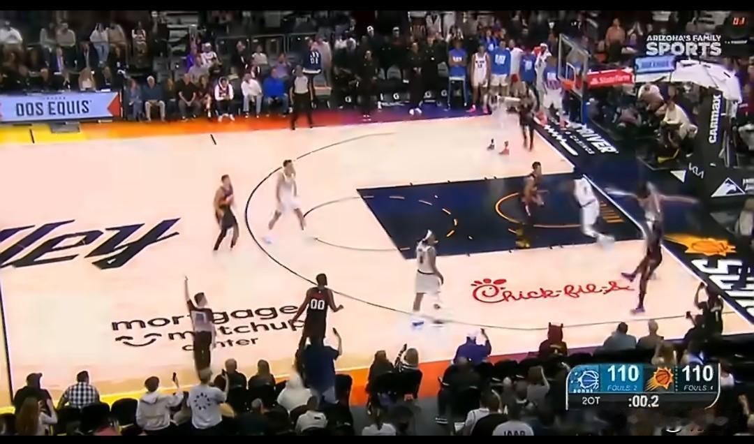 拒绝三加时！史诗级救赎！杰伦-格林，底角漂移三分，压哨绝杀！全场手感冰冷到