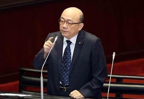 台湾名嘴郭正亮提出一个问题：台湾统一后，国民党的17万军队怎么办？看到郭正亮提