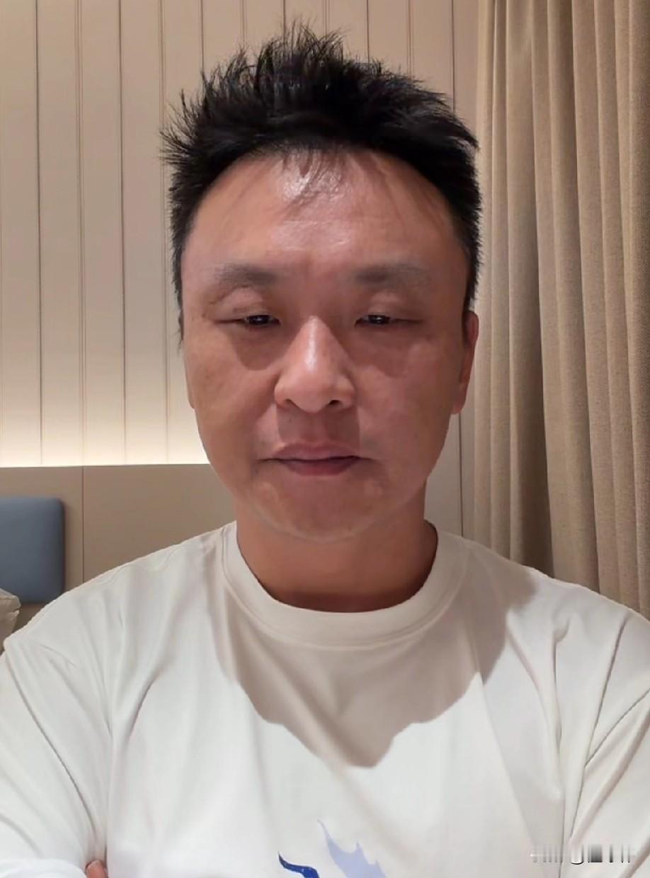 关辛谈徐杰：“徐杰的检查结果。”“万幸是没有伤到骨头和韧带。”“球迷