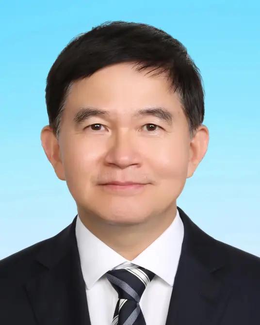 国家自然资源部新任党组书记确定了是刘国洪，前任已调任湖北省委书记。根据自然资源部