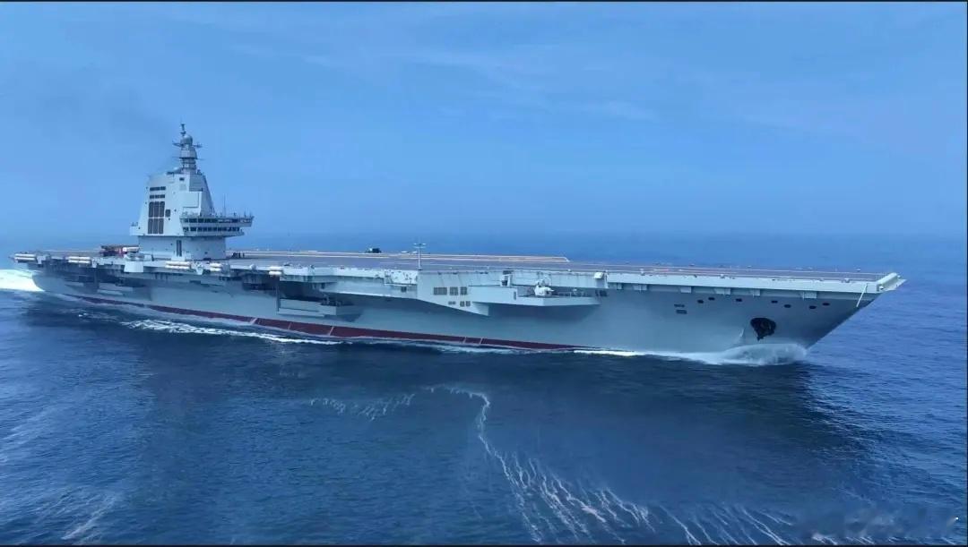 央视官宣！福建舰全甲板放飞，电磁弹射立大功，服役进入倒计时据央视《砺剑》栏目报