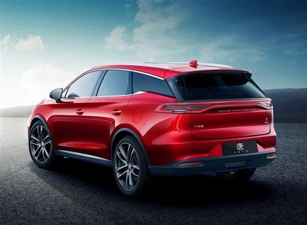 2025年车市格局生变,比亚迪销量神话遭遇重创,终止了连续5年的销量狂飙。