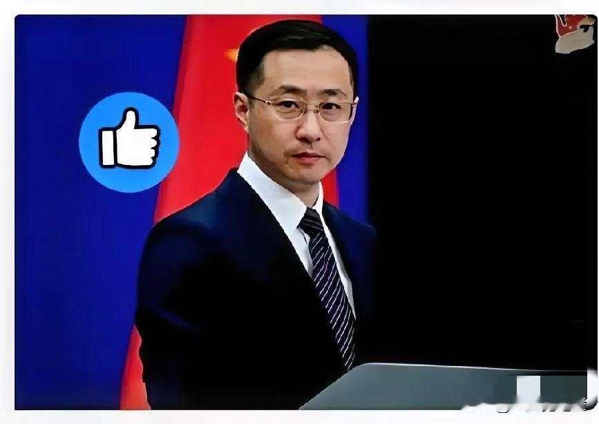 昨天刷屏，满屏都是耿爽的配图，看着真让人摸不着头脑。我就纳了闷了，非得炮火连