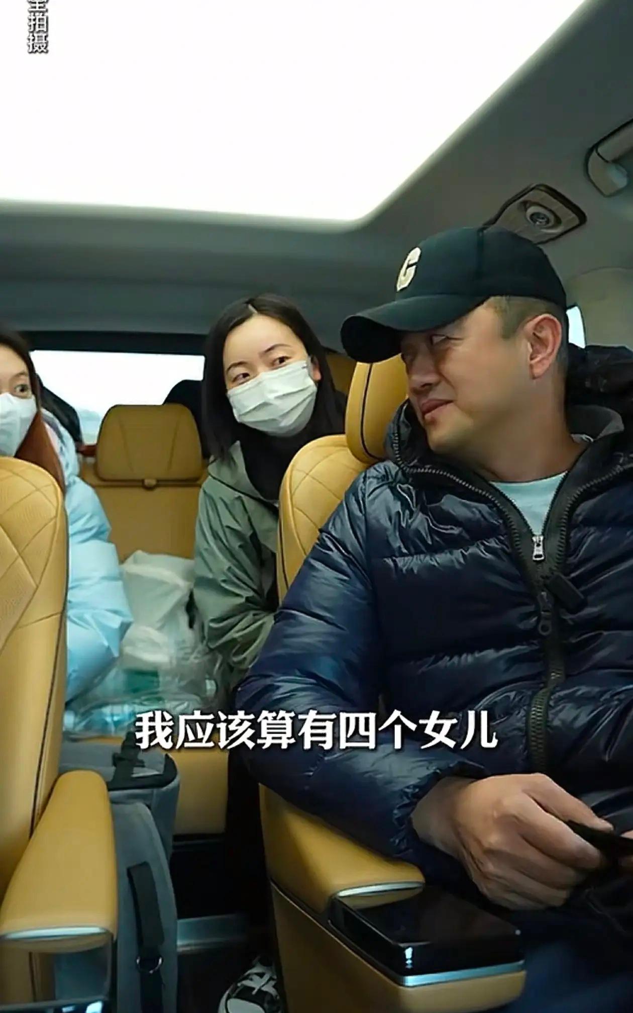 这下好了不仅网友知道了连前妻海哈金喜，前前妻王菲也知道了，他除了窦靖童，李嫣