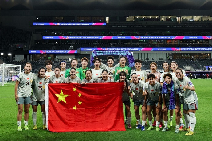 中国女足门将陈晨受伤中国女足将迎来本届亚洲杯1/4决赛，对阵中国台北女足。女足