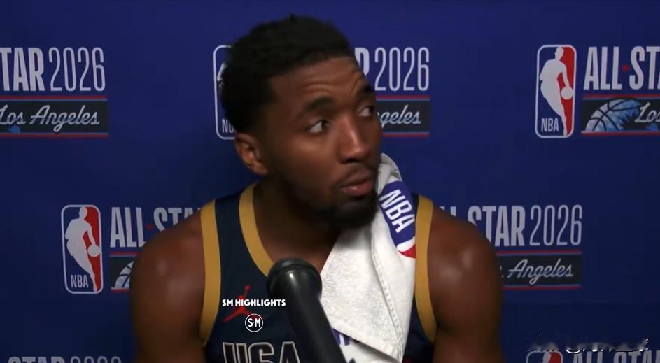 米切尔全明星赛后再谈目标：和哈登一起捧起奥布莱恩杯！随之全明星正赛结束，全明