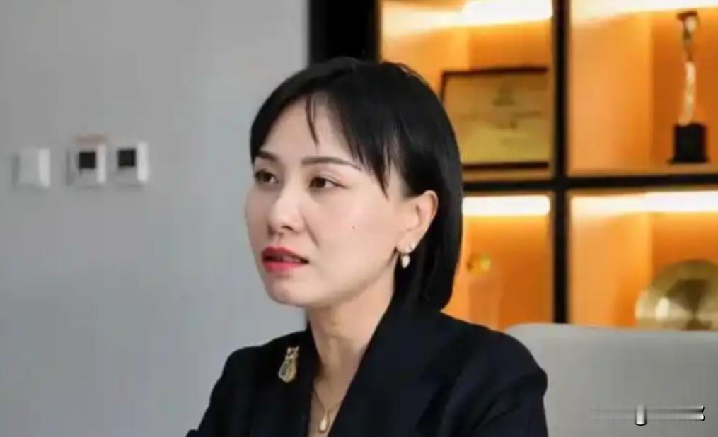 中国商界最深的套路，常披着“接班人急于证明自己”的外衣。刘永好之女刘畅接班后，三