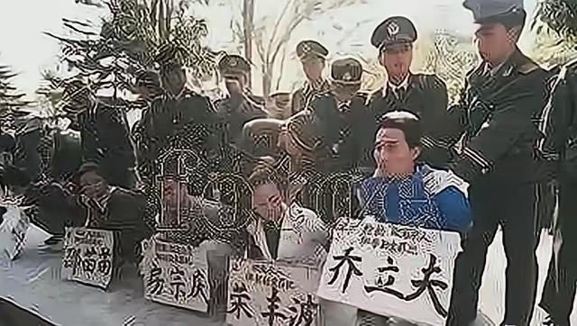 1995年，为了抓捕乔立夫，兰州警方决定以8对1，这8个人均是精选出来体格强壮、