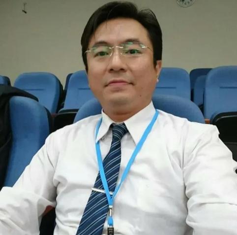 台湾一名县议会秘书递完辞呈后，一家三口分批消失，电话打不通、上门无人应，台当局找