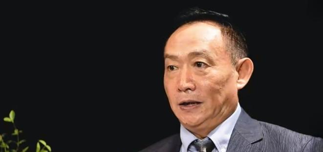 卢麒元提出研判：压黄金是假动作，真正的博弈焦点在人民币卢麒元给出一个判断：黄