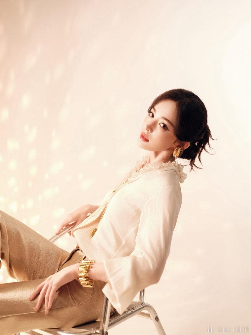 娜扎雀斑妆适配度娜扎这个雀斑妆不一样娜扎这次的雀斑妆太有惊喜！打破以往清透感，