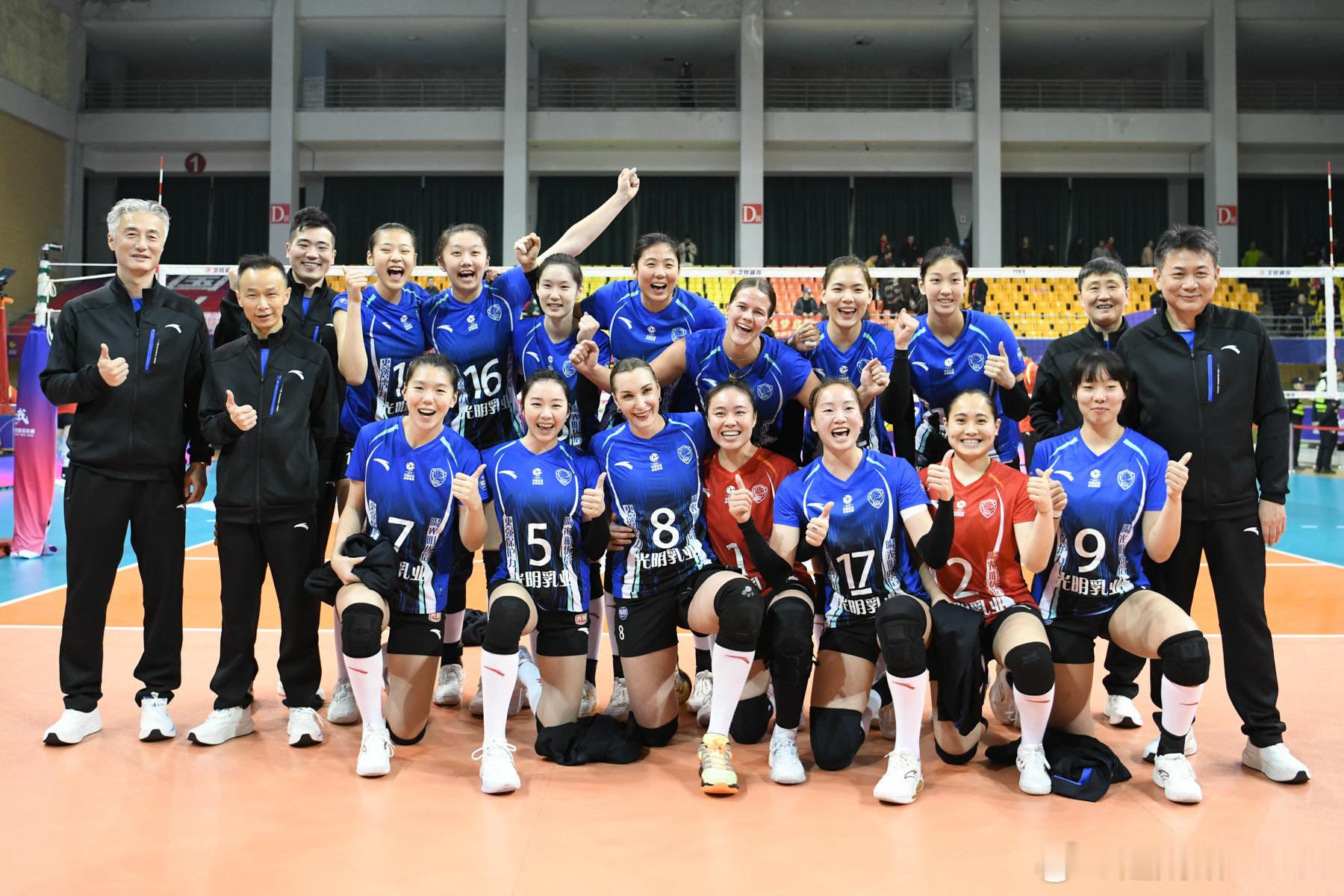 中国女排⚡️倪梦洁、季雨潇双星闪耀，助浙江女排3-2战胜天津女排，晋级