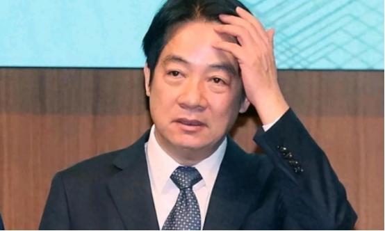 民进党想了一出毒计，逼国民党和民众党表态！11月14日，根据岛内媒体报道，沈伯洋