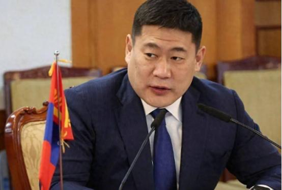 一位蒙古国网友在网上发出了这样一句话：“当初蒙古为何要脱离中国独立出来？独立的意