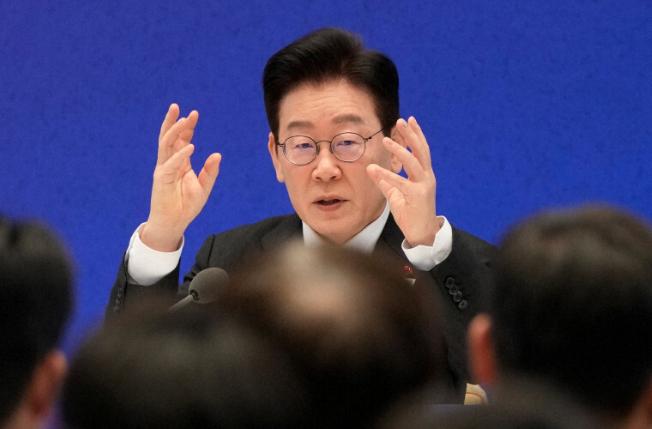 李在明再一次就中日关系表态！这位韩国新任总统公开对日本历史问题发表看法，历史固然