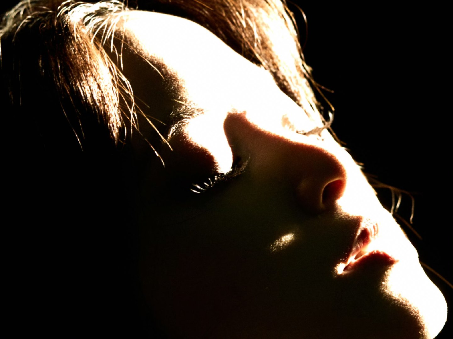 欧阳娜娜又来给内娱上课了又来给内娱上课了，每次活动图都有全新的概念和策划，此女