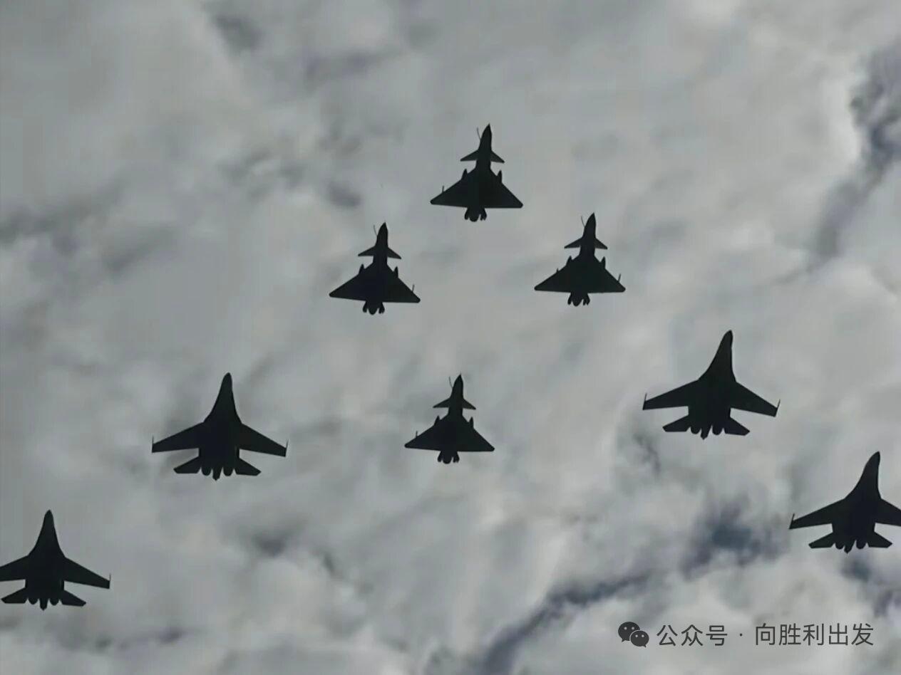 平时多流汗，才能战时少流血，只有练就一身过硬本领，才能战无不胜。[赞][赞][赞