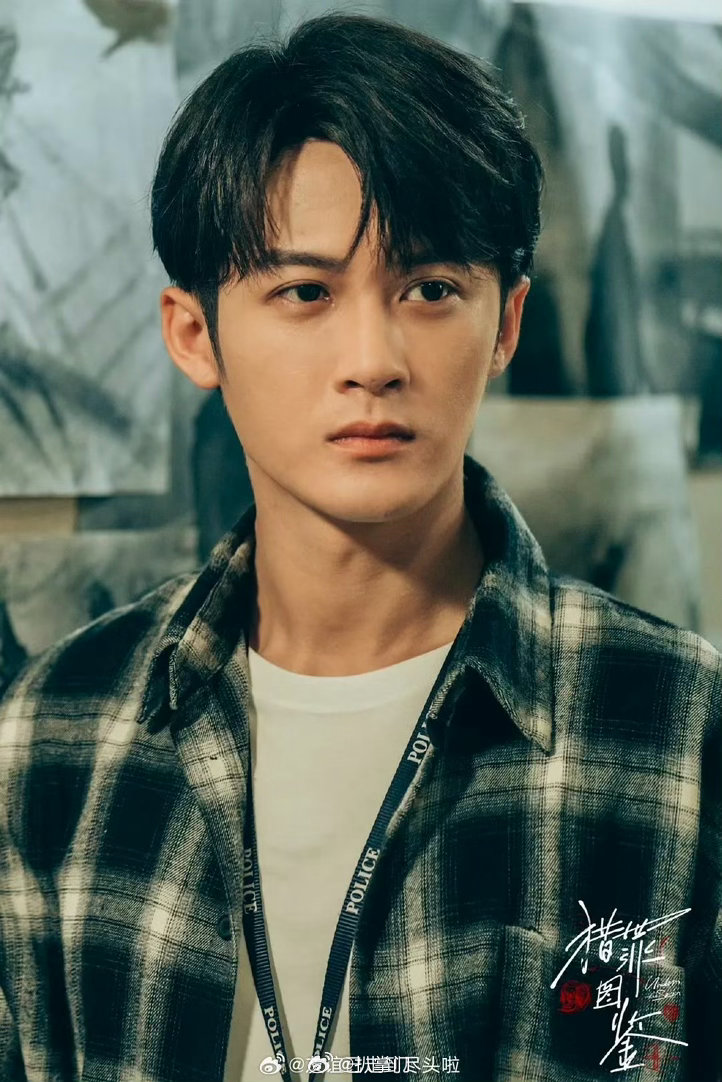 瓜主称猎罪图鉴3肯定会拍这下粉丝的心可以放肚子里了吧，檀健次和《猎罪图鉴3》的缘