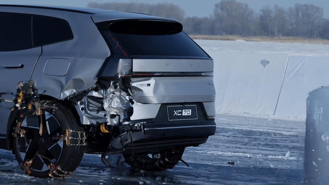 五年了沃尔沃总裁怎么还在玩命沃尔沃XC70绝望冰壶挑战看完沃尔沃XC70的“绝望