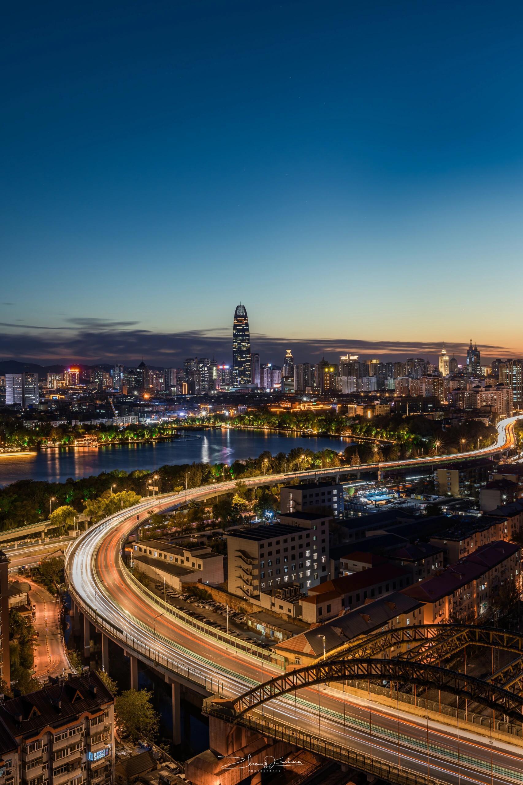 民营企业选择济南的理由提起济南，有人会想到它自带的北方“铁憨憨”特质——