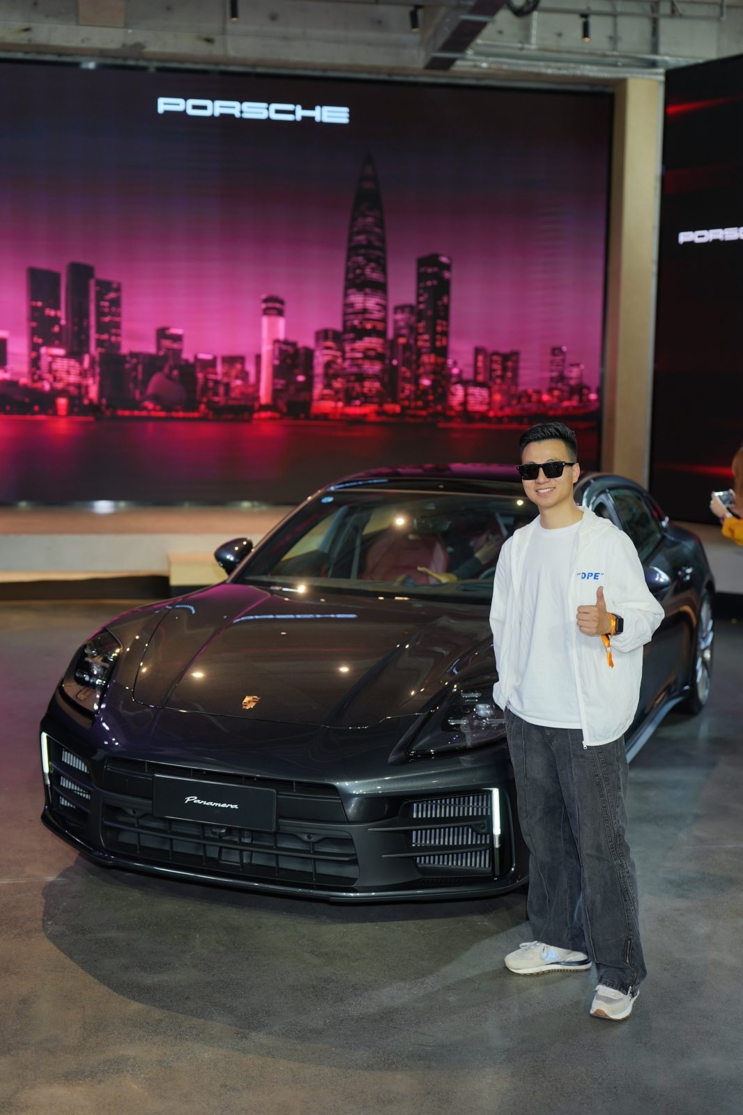 新款Panamera尽享版开启预售，售价99.8万元起🚗虽然是基础款的Pa