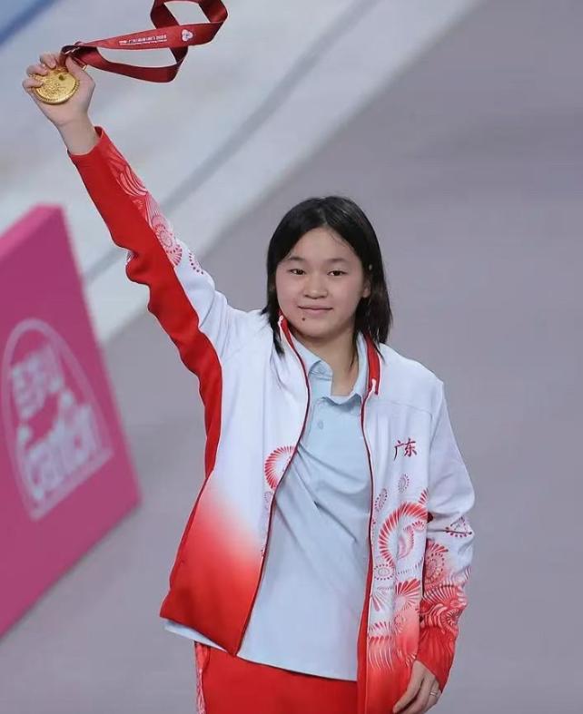 我有种预感，全红婵的粉丝要变了，不是变得不喜欢她了，而是大家喜欢她的原因不一