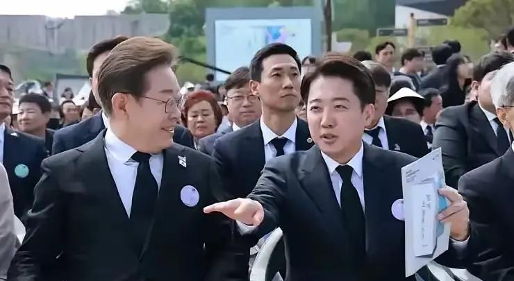 快讯！快讯！韩国一场惊心动魄的选举终于结束，李在明以压倒性获得胜选，荣登总统大位