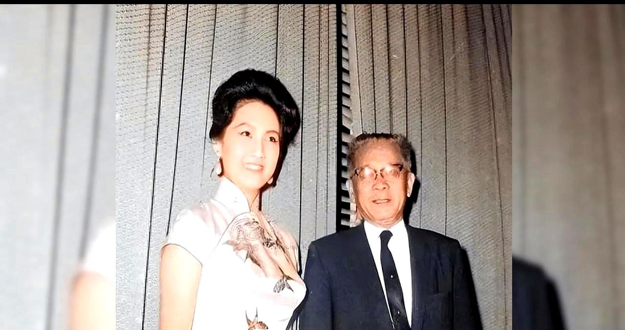 国民党主席妻子有多美？她19岁就站在选美舞台上拿了冠军，那种天生的美人胚