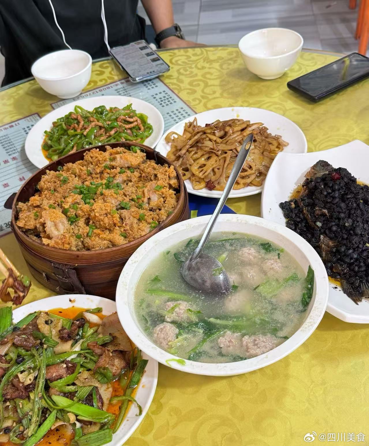 四川小县城遂宁大英县如果你正在寻找一个既能感受历史文化，又能享受自然风光的地方