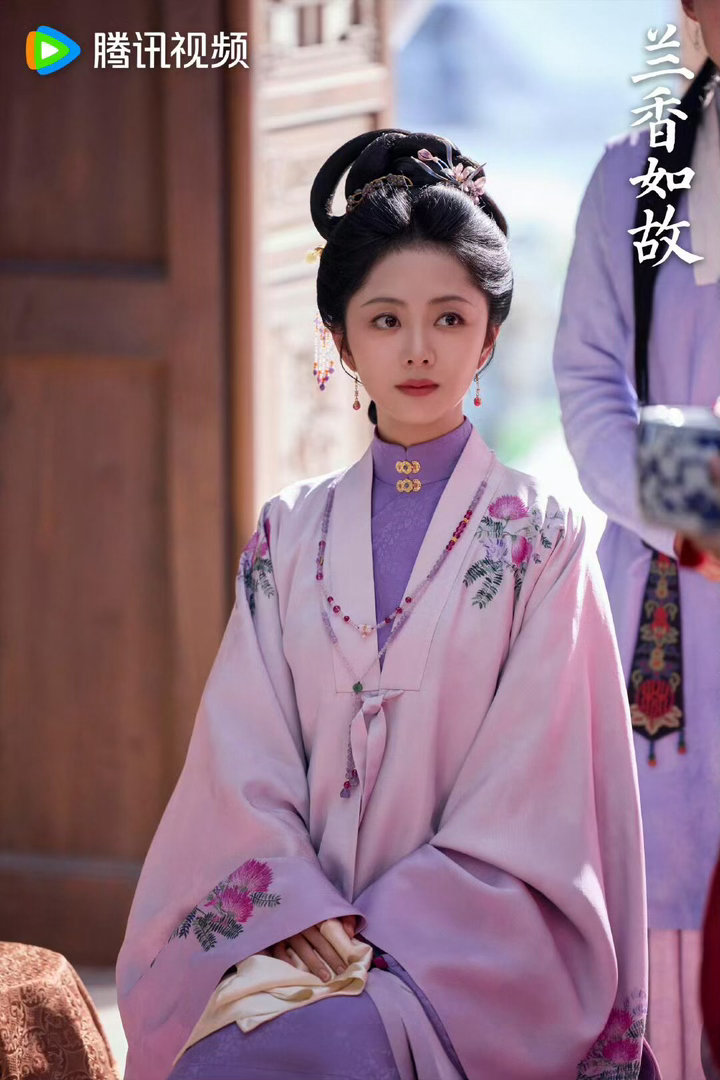 #网红奶爸儿子撞脸谭松韵#谁能拒绝这么可爱的梦幻联动！萌娃撞脸谭松韵，简直是现实版许兰香童年代餐太灵