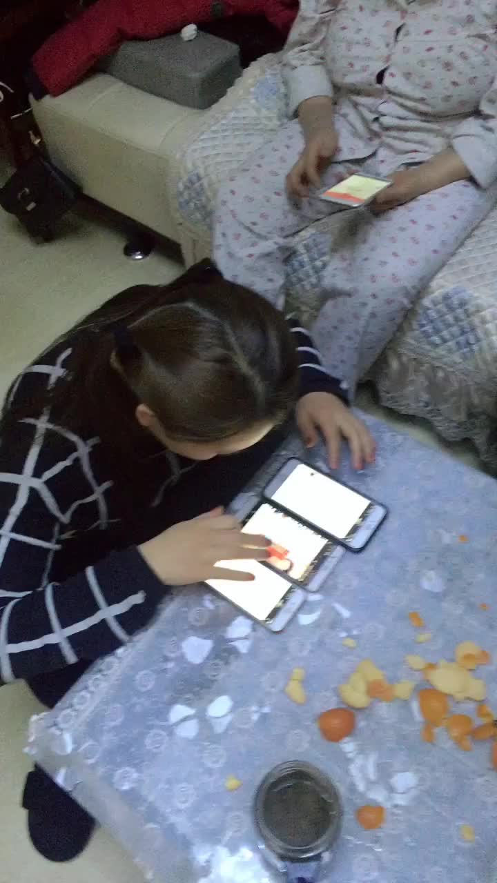 土豪放的烟花!1秒钟5万块!