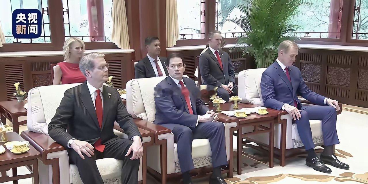 不是不会是不想教白人做人、还得东大整个布局就压，一进场就控你