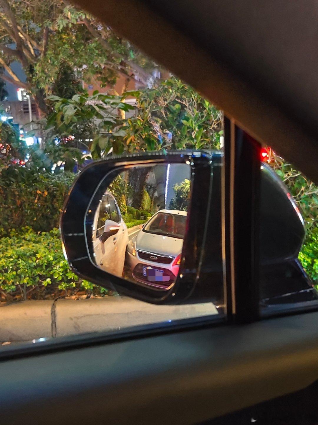 下班时候大家总爱挤挤挤