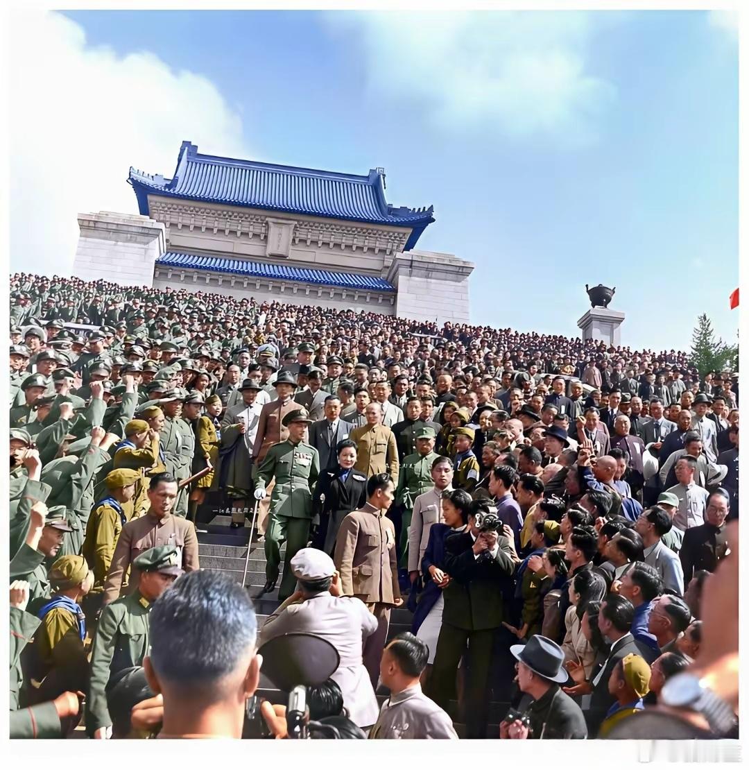 老照片：抗战胜利后，国民政府还都南京时的情景​​​