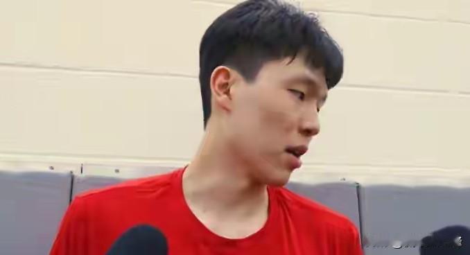对比去年判若两人！杨瀚森心态放松，夏联首秀值得期待！结束国内休整之后，杨瀚
