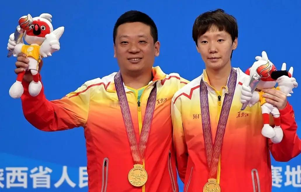 太意外了！大家都在为王曼昱点赞，但要说真正的大赢家，还得是陪了她十几年的