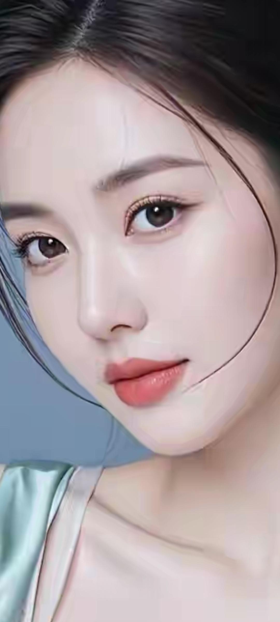 温柔眼波，甜美笑容，宛如画中仙子。