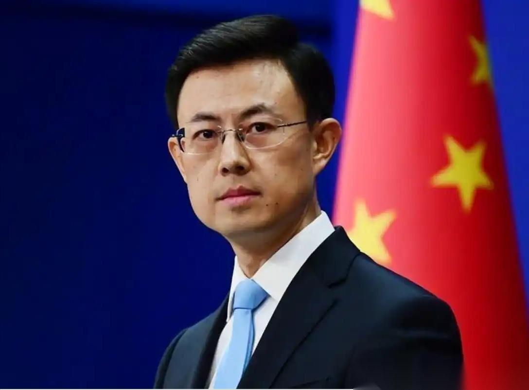 荷兰刚给中国扣“网络间谍”帽子，自家光刻机就遭台积电延迟采购？中方回击：台湾问题