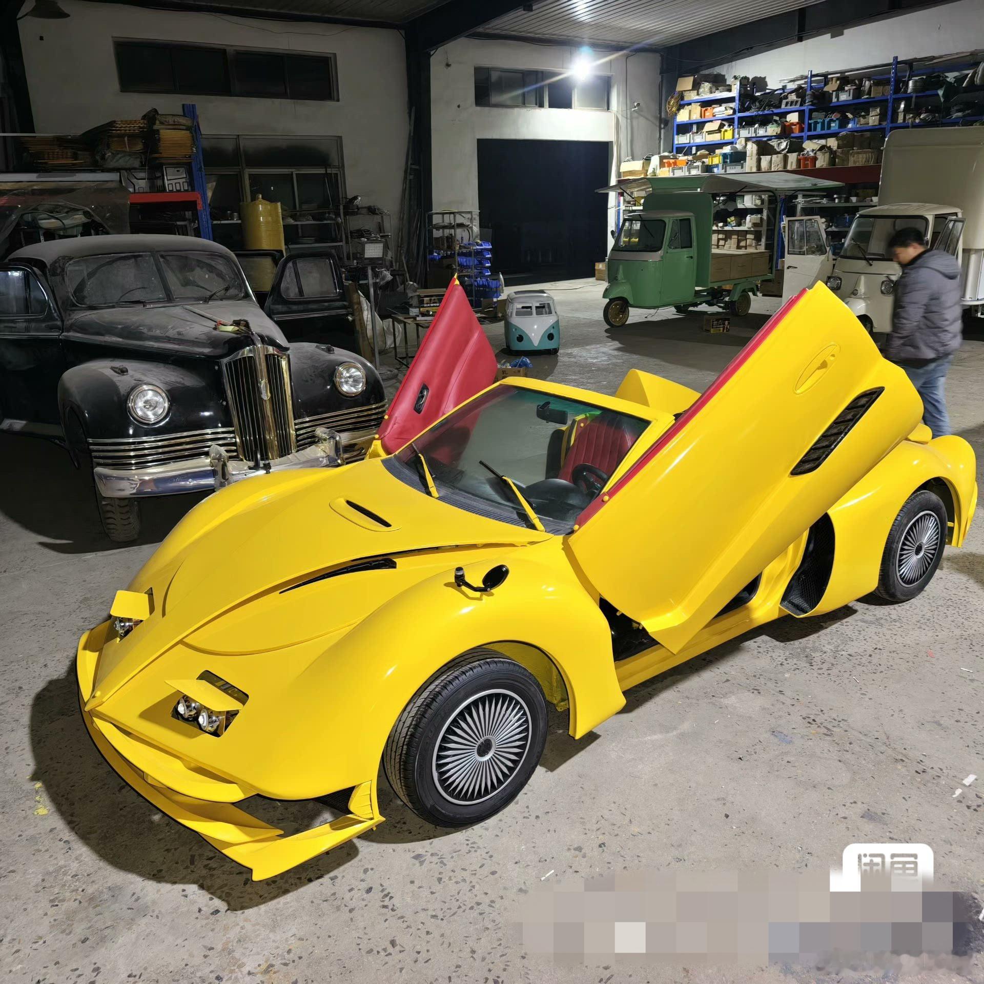 感觉大哥对“1比1”“复刻”“法拉利”有一些误解……（那个ZIS看着不错）