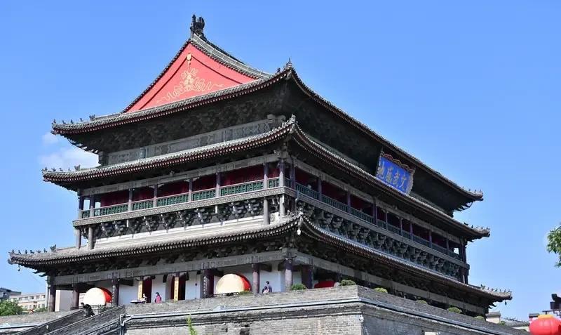 西安十三朝古都是哪十三个朝代？西安十三朝古都是指:西周、秦、西汉、新朝、东