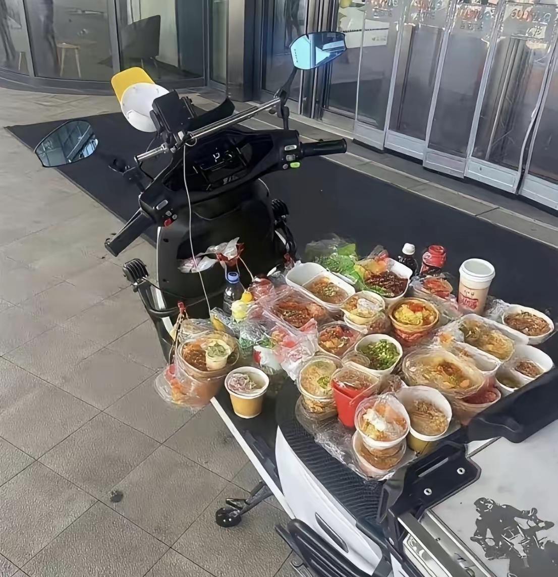 失业了，只有创业这条路可以走了[呲牙笑]