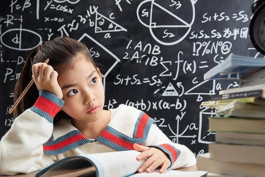 小学数学差｜别骂孩子笨了！问题全在你身上先骂醒所有焦虑的家长：孩子小学数学差，