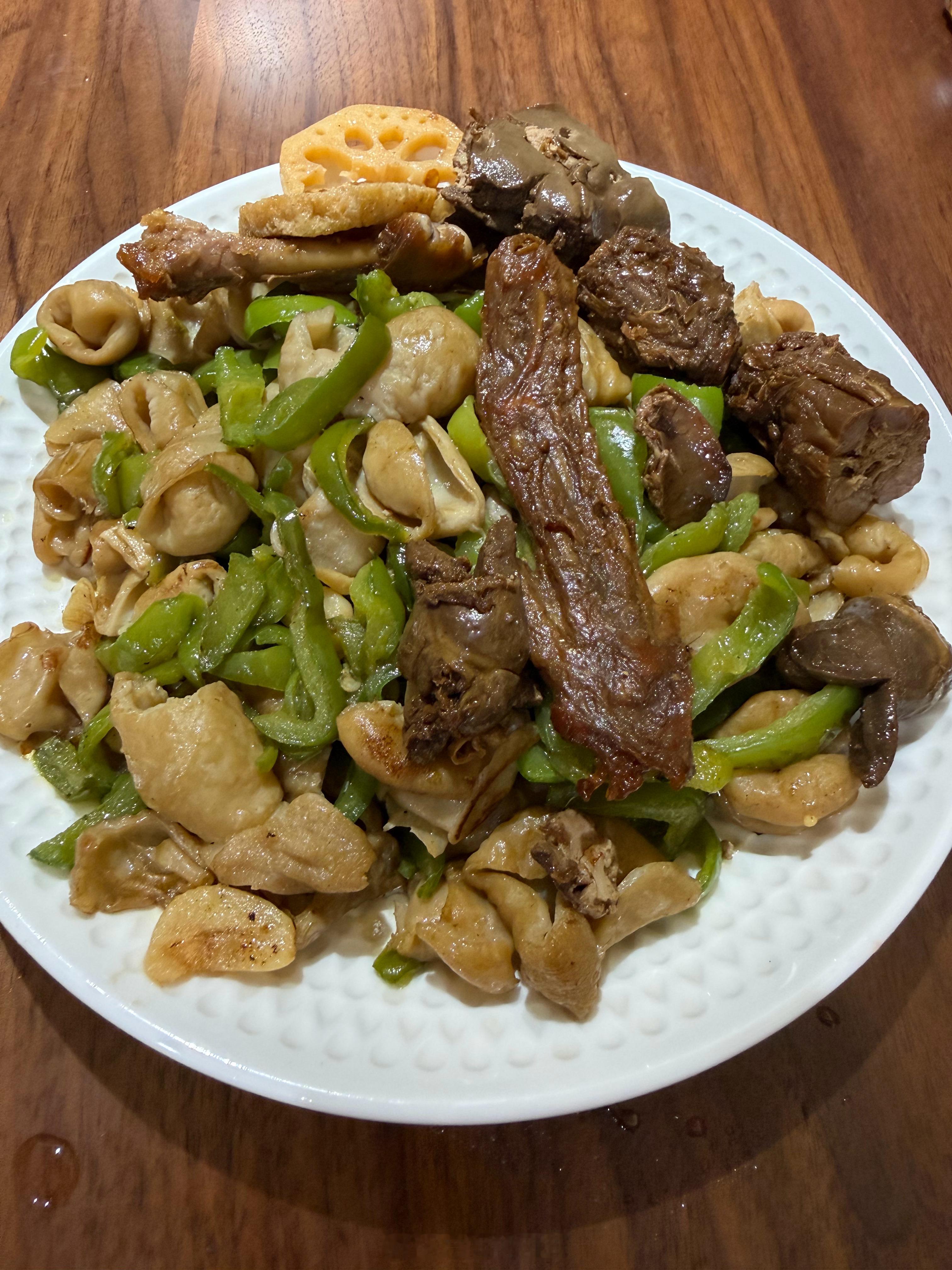 这是我的晚饭，就这一盘，没其他的了
